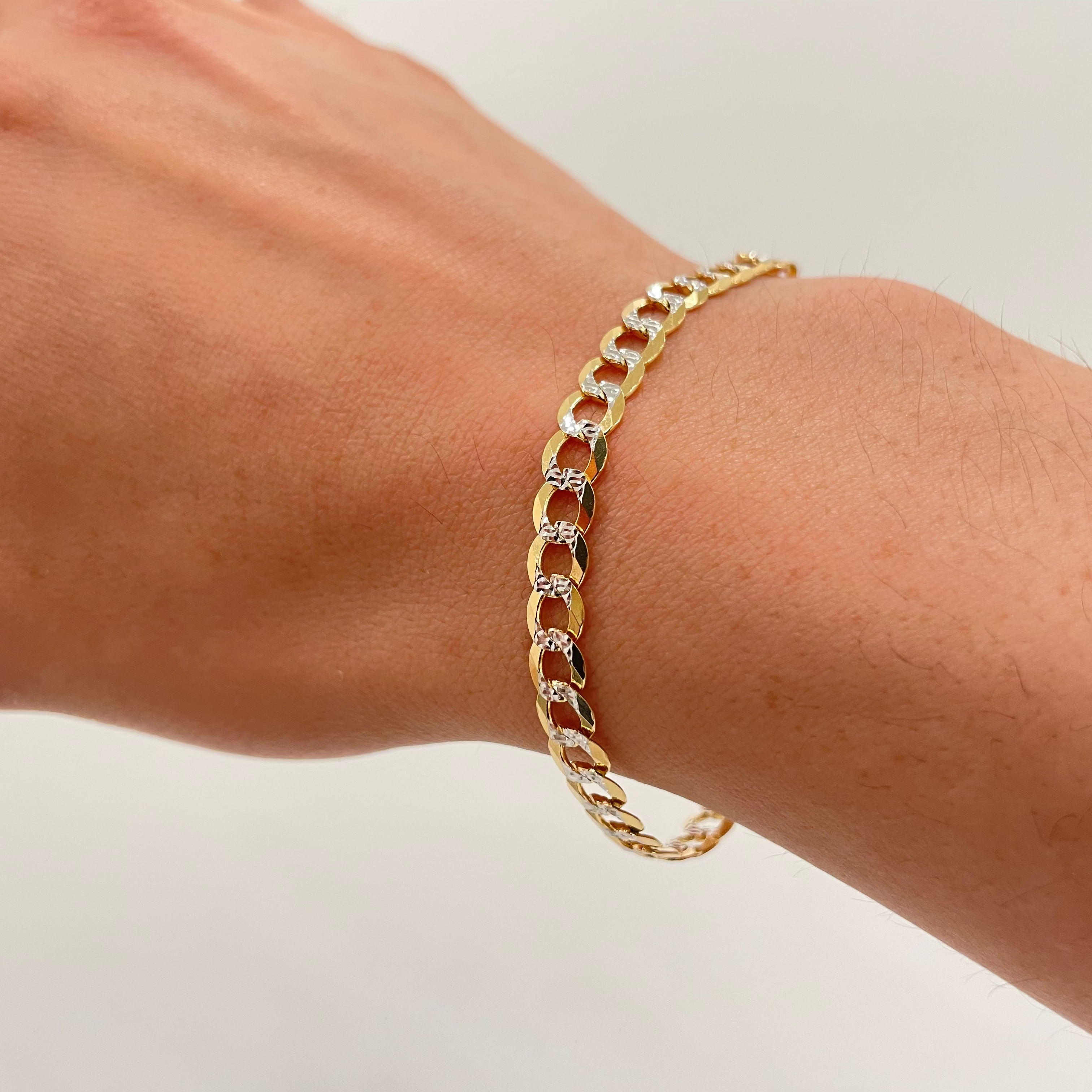 Real 14k Gold Diamond Cut Curb Bracelet - 5.5mm