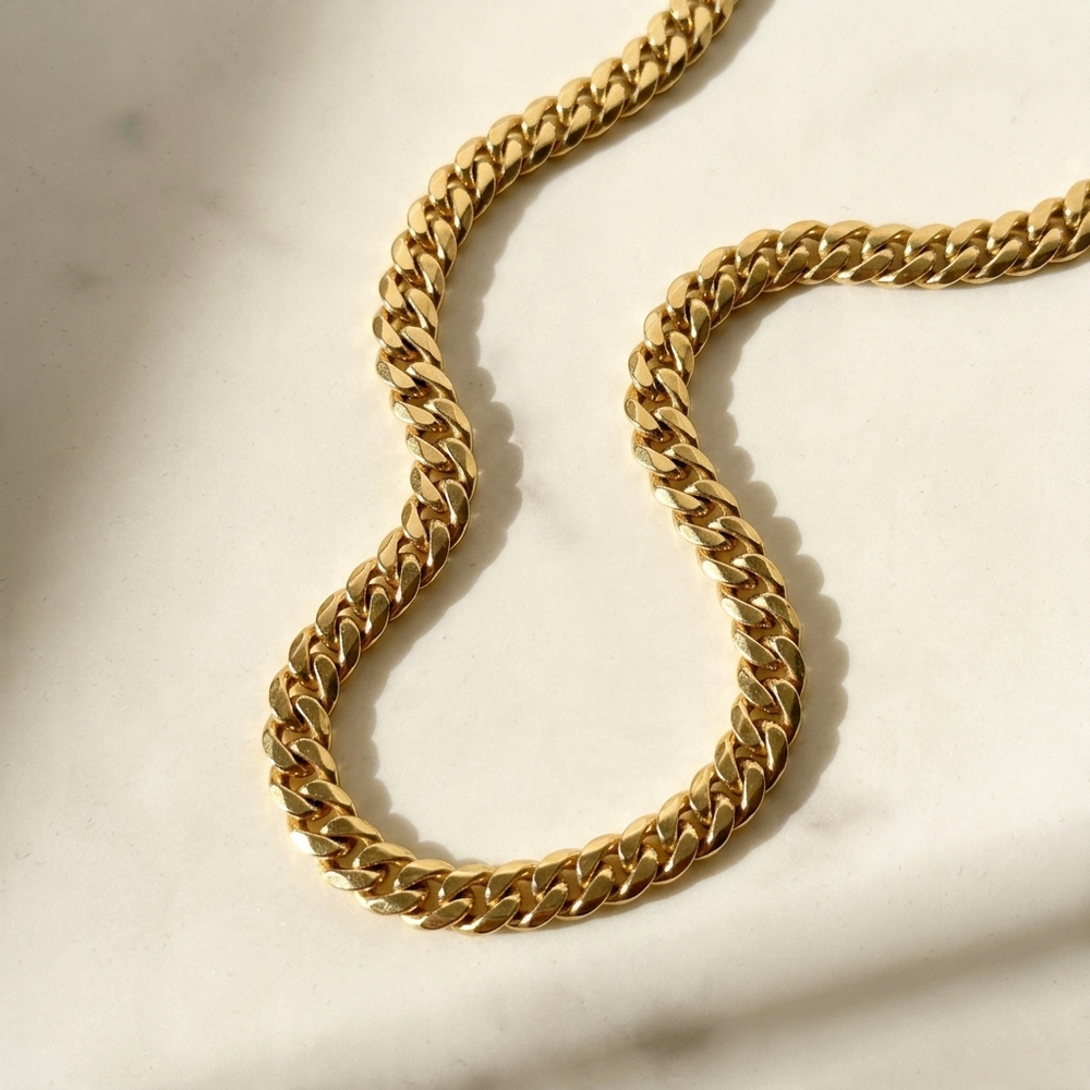 How to Know if a Gold Chain Is Real Before You Buy Online