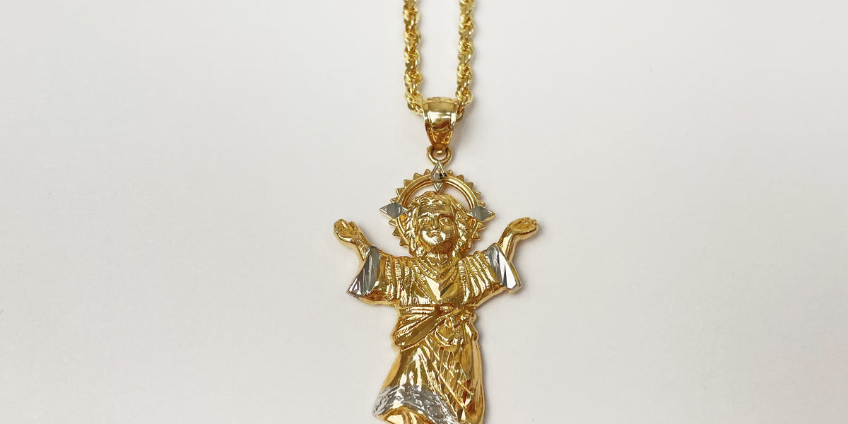 14k Gold Divino Ni o Divine Child Jesus Necklace